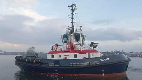 VB Boluman MarineTraffic com Fiveocean Salvage.jpg