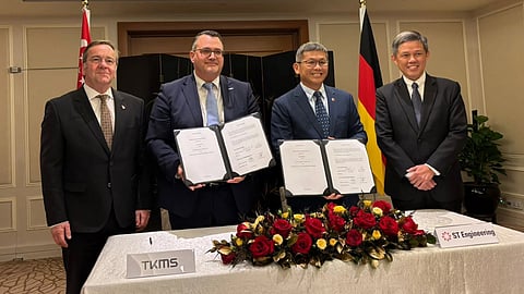 Signing of the submarine maintenance memorandum of understanding between TKMS and ST Engineering in Singapore, March 24, 2026. L-R: Boris Pistorius, Germany’s Minister of Defece; Oliver Burkhard, CEO of TKMS; Tan Leong Peng, President of Marine at ST Engineering; Chan Chun Sing, Singapore’s Minister of Defence