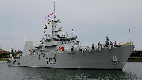 The Royal Canadian Navy Kingston-class patrol vessel HMCS Edmonton transits the Willamette River for Portland Rose Festival and Fleet Week in Portland, Oregon, June 7, 2017.