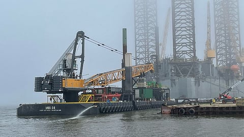 The spud barge MBI-08