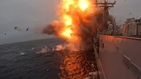 The decommissioned US Navy Oliver Hazard Perry-class frigate USS Klakring after being hit during a live-fire exercise off Scotland, September 25, 2026. Ex-Klakring was expended as a target as part of the joint US-UK Exercise Atlantic Thunder 26.