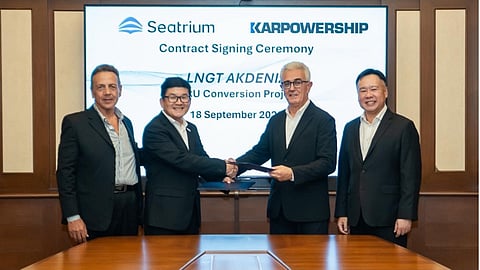 Contract signing between Seatrium and Karpowership for LNGT Akdeniz conversion work