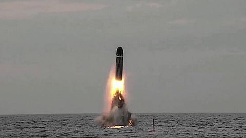 Acceptance firing of an M51.3 missile from the French submarine Le Vigilant 