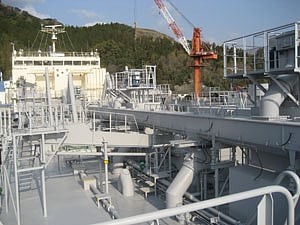 Self-unloading cement coaster contract