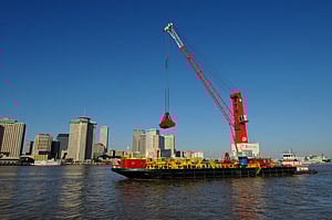  floatingcrane2w