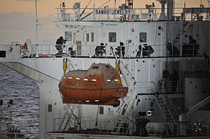 South Korea frees hijacked ‘Samho Jewelry’