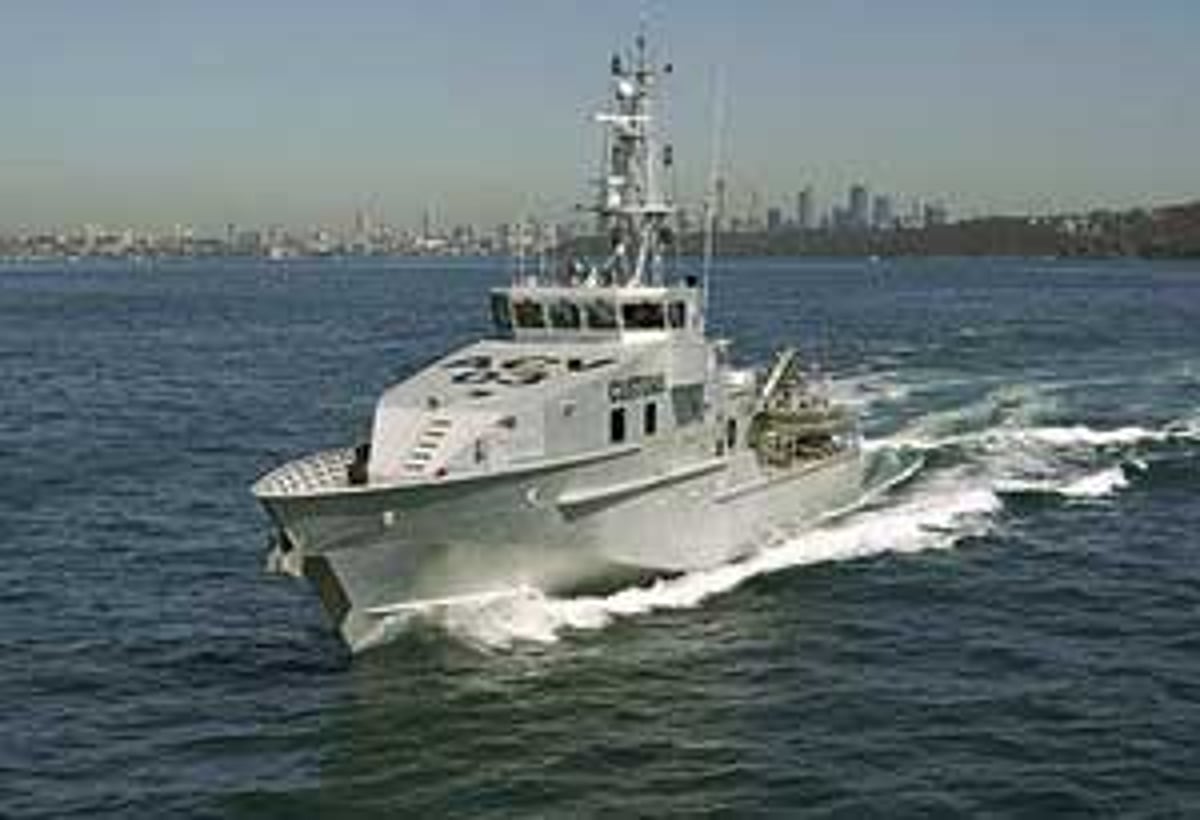 Tender for eight Australian Customs patrol vessels