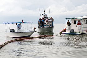 Oil recovery device orders hit Gulf shipyards