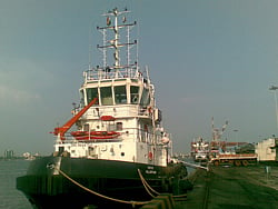  tebmar_tug_sml