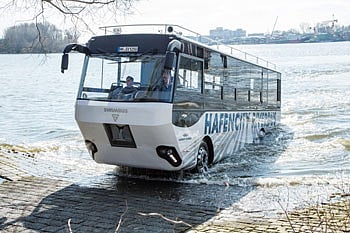  p_bus_eot_riverbus_01_width_1120