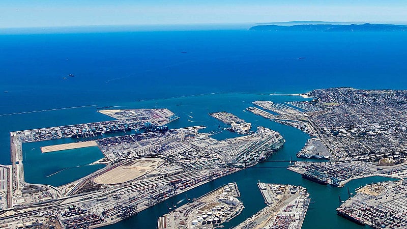 China shipment surge powers US container imports to fresh monthly high