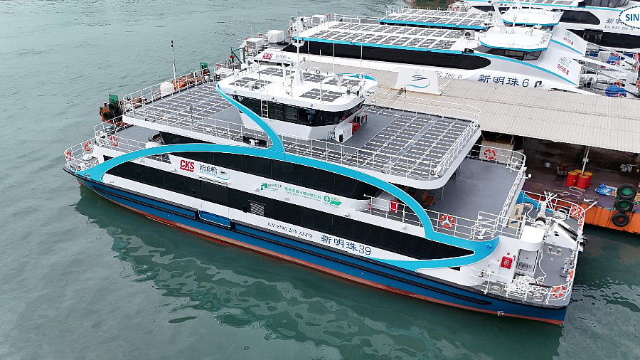 Xin Ming Zhu 39 – Chu Kong Shipping acquires electric harbour ferry