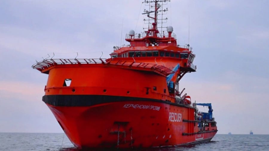 Russian salvage ship completes initial factory sea trials