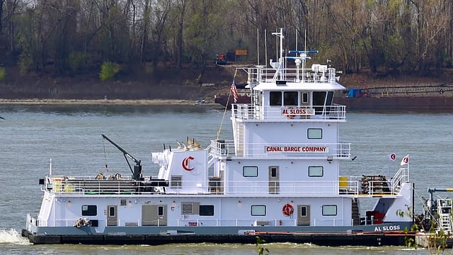 Al Sloss – Canal Barge Company acquires new inland pusher tug