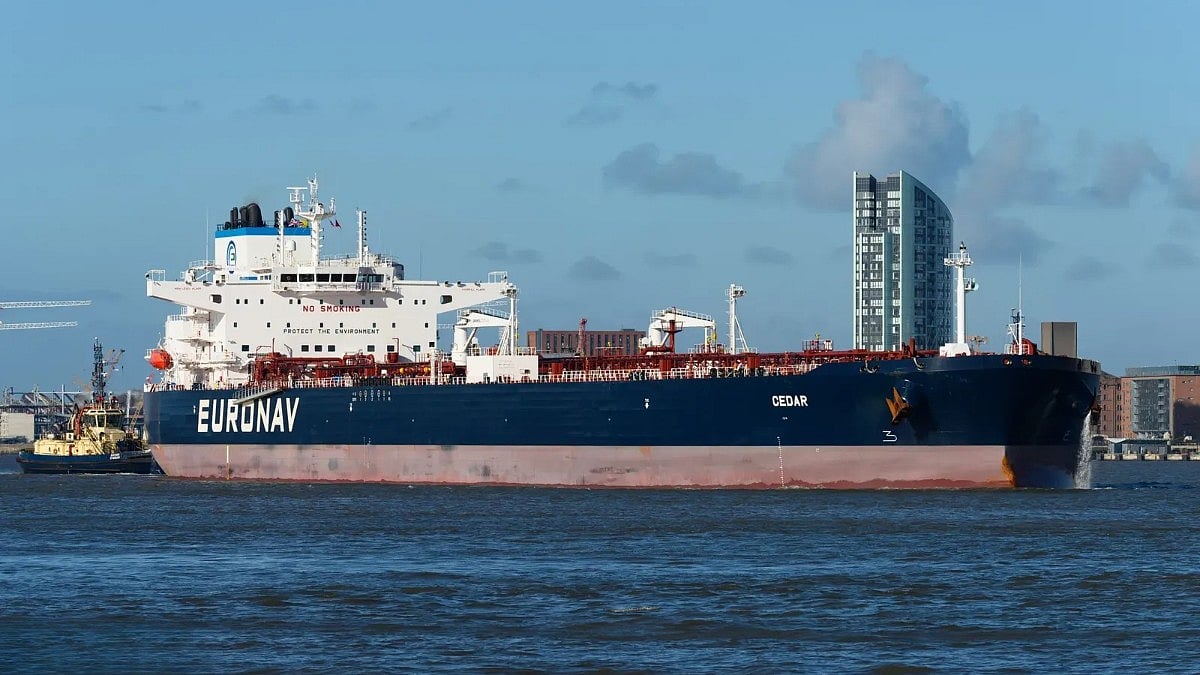 Reopening the Strait of Hormuz could supercharge or sink tanker rates