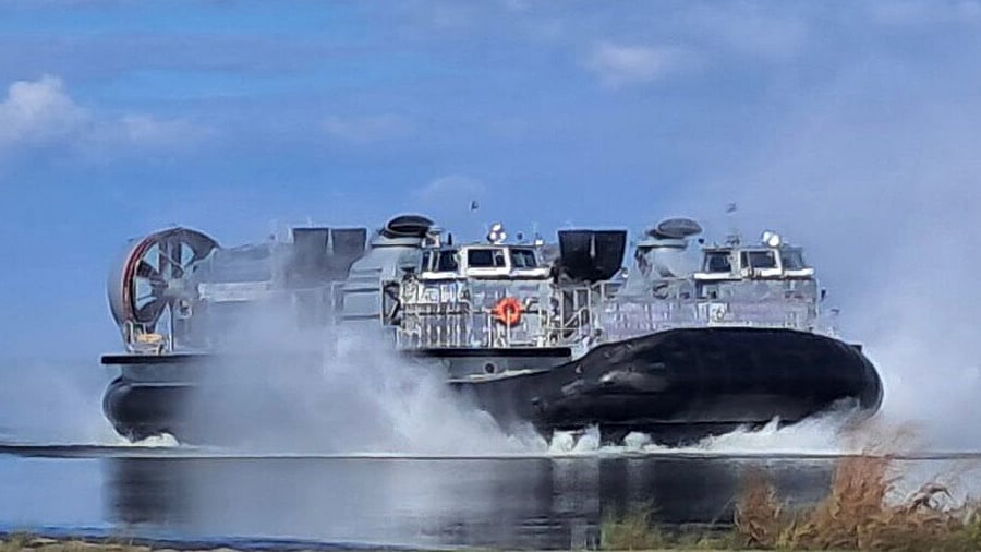 US Navy takes delivery of 17th LCAC-100-class landing craft
