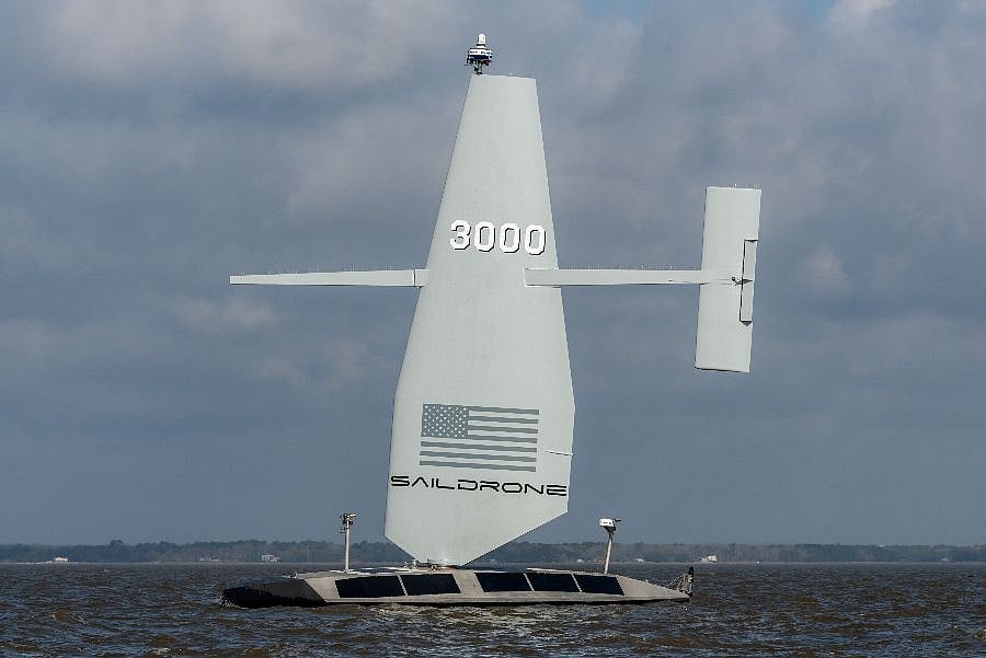 Solar Usv VESSEL REVIEW | SD-3000 – US Navy to deploy wind- and solar-powered USV ...