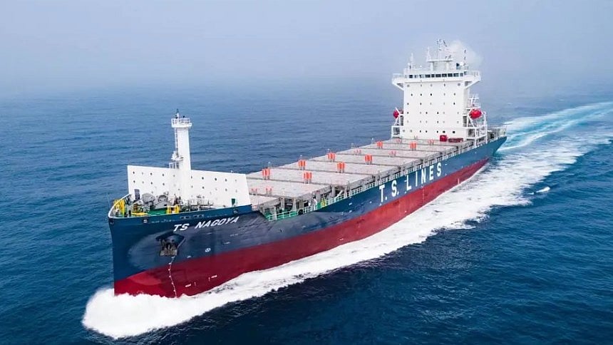 TS Lines orders four more 5,300TEU newbuilds for $245m