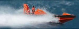 Light weight rescue boat