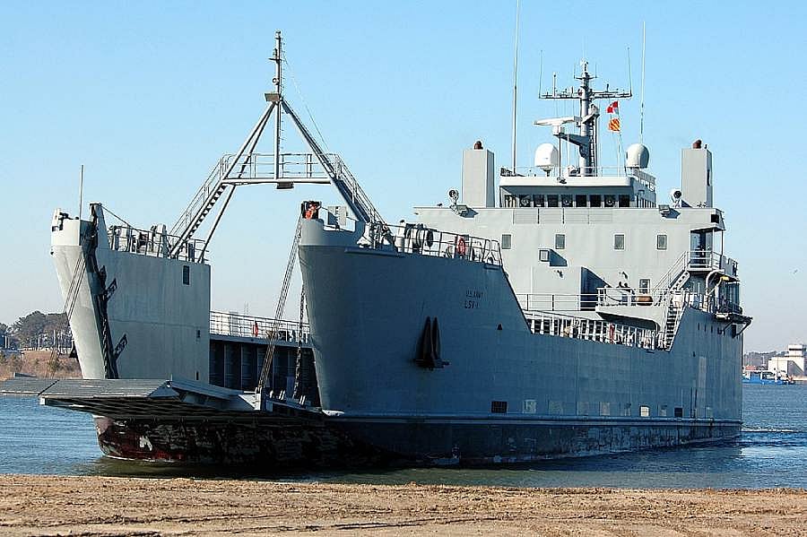 VESSEL REVIEW | Nahshon – Israeli Navy landing craft with 2,000-tonne ...