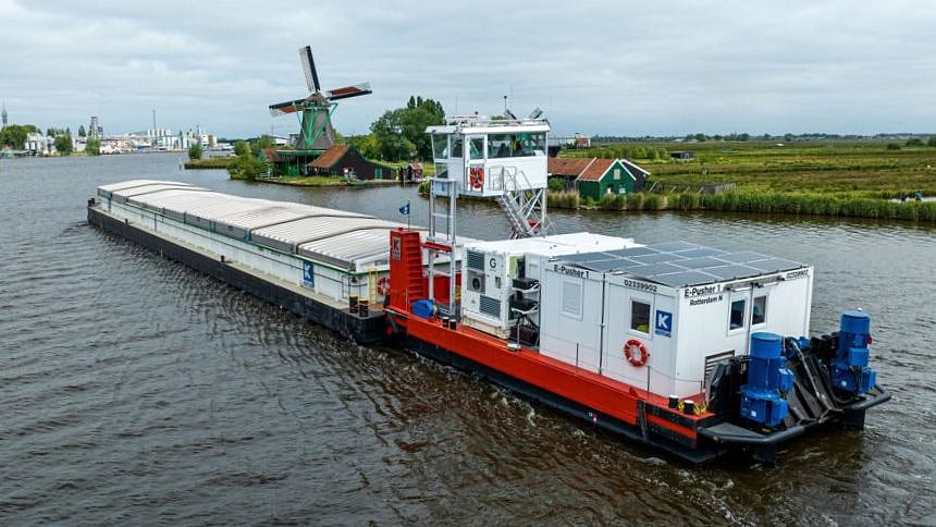 VESSEL REVIEW | E-Pusher 1 – Kotug’s new electric tug deployed for ...
