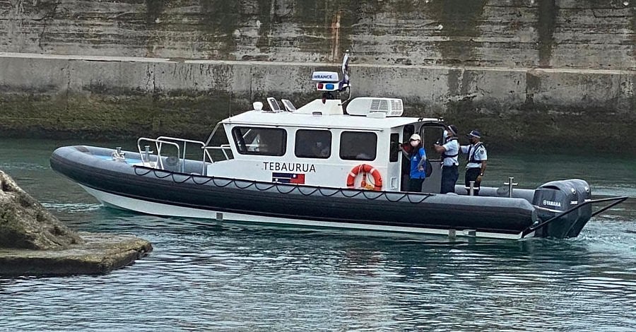 VESSEL REVIEW | Eaimer & Tebaurua – Taiwanese-built patrol RIBs donated ...