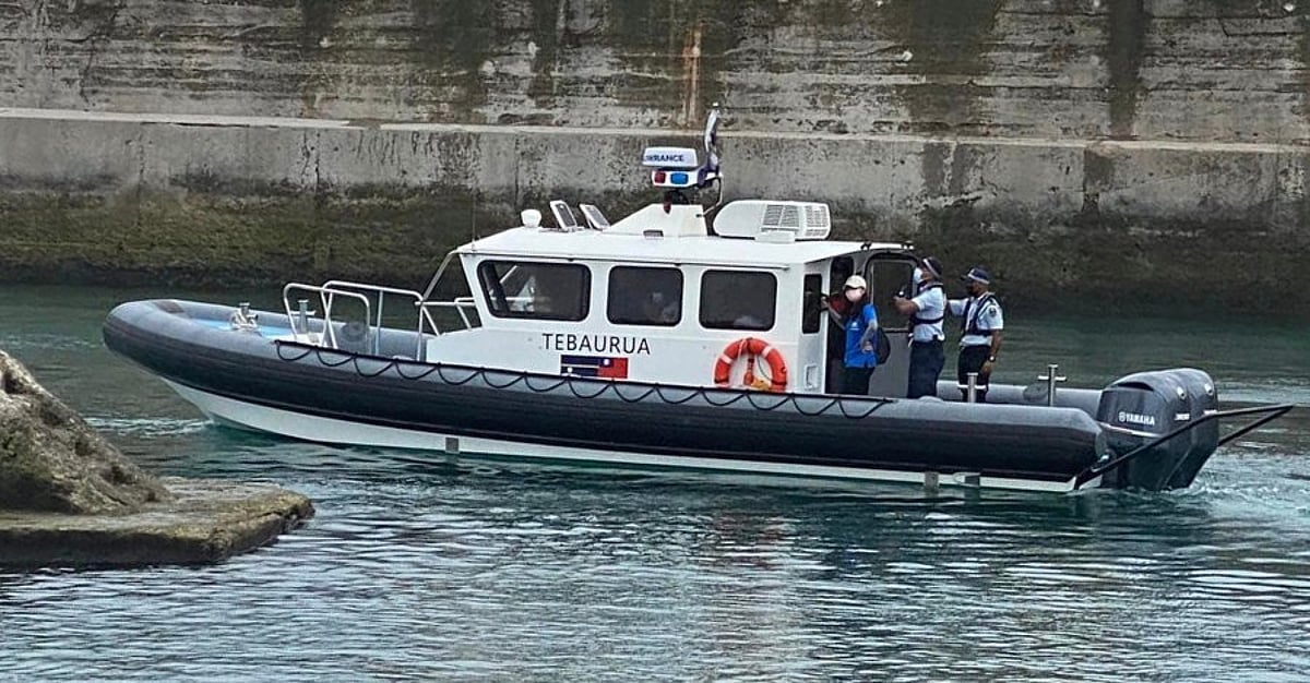 VESSEL REVIEW | Eaimer & Tebaurua – Taiwanese-built patrol RIBs donated ...