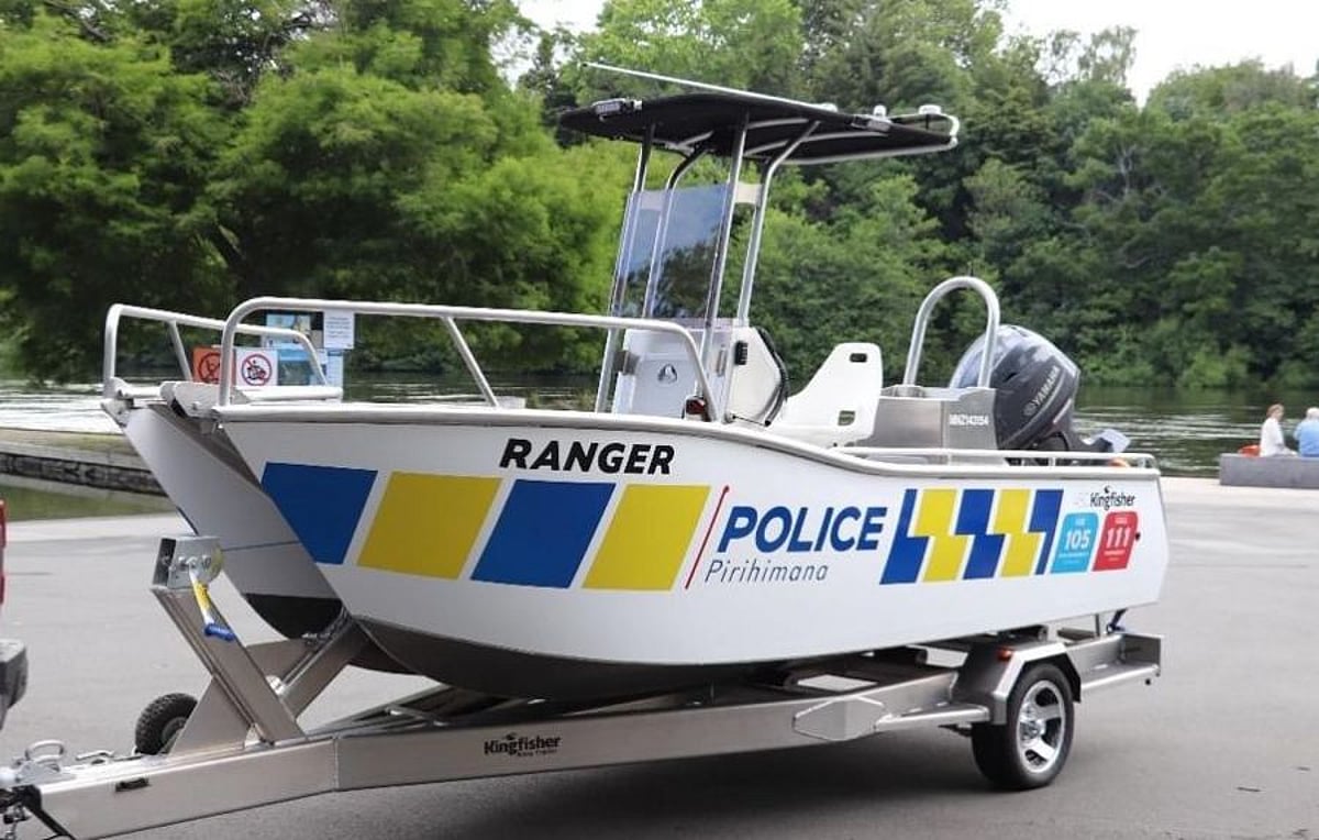 Customs Hawk VESSEL REVIEW | Ranger – Compact patrol and rescue catamaran for New ...
