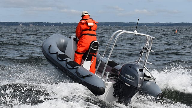 VESSEL REVIEW | Durable rescue RIB delivered to Maine firefighting ...