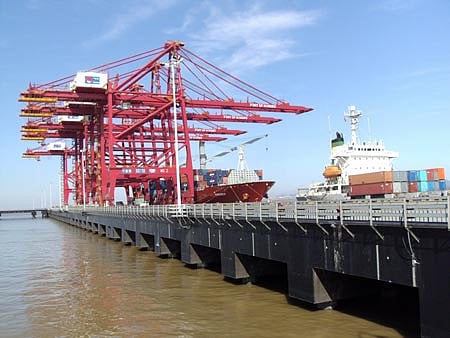 APM Terminals Signs Ningbo Agreement