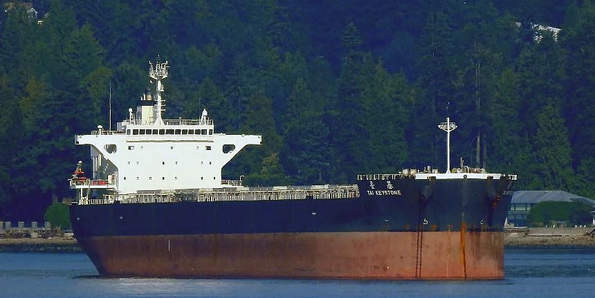 ATSB report details causes of helicopter transfer mishap on bulk carrier