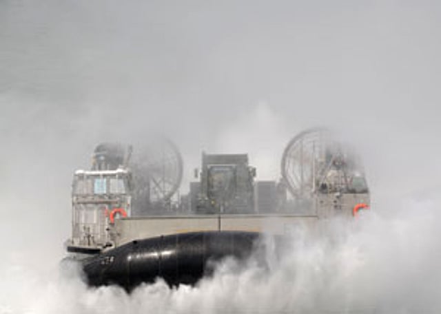 Lcac Loading PHOTO: LCAC during training
