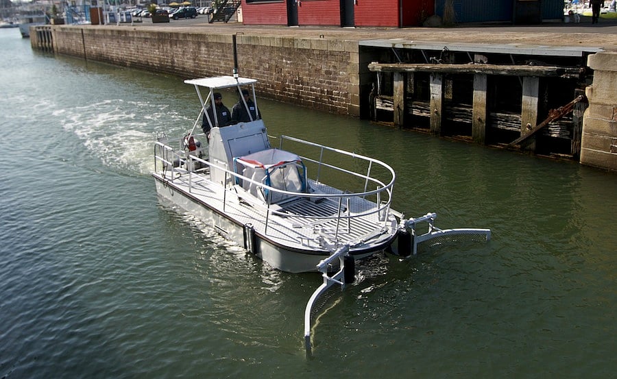 VESSEL REVIEW | All-electric waste cleanup demonstrator vessel launched ...