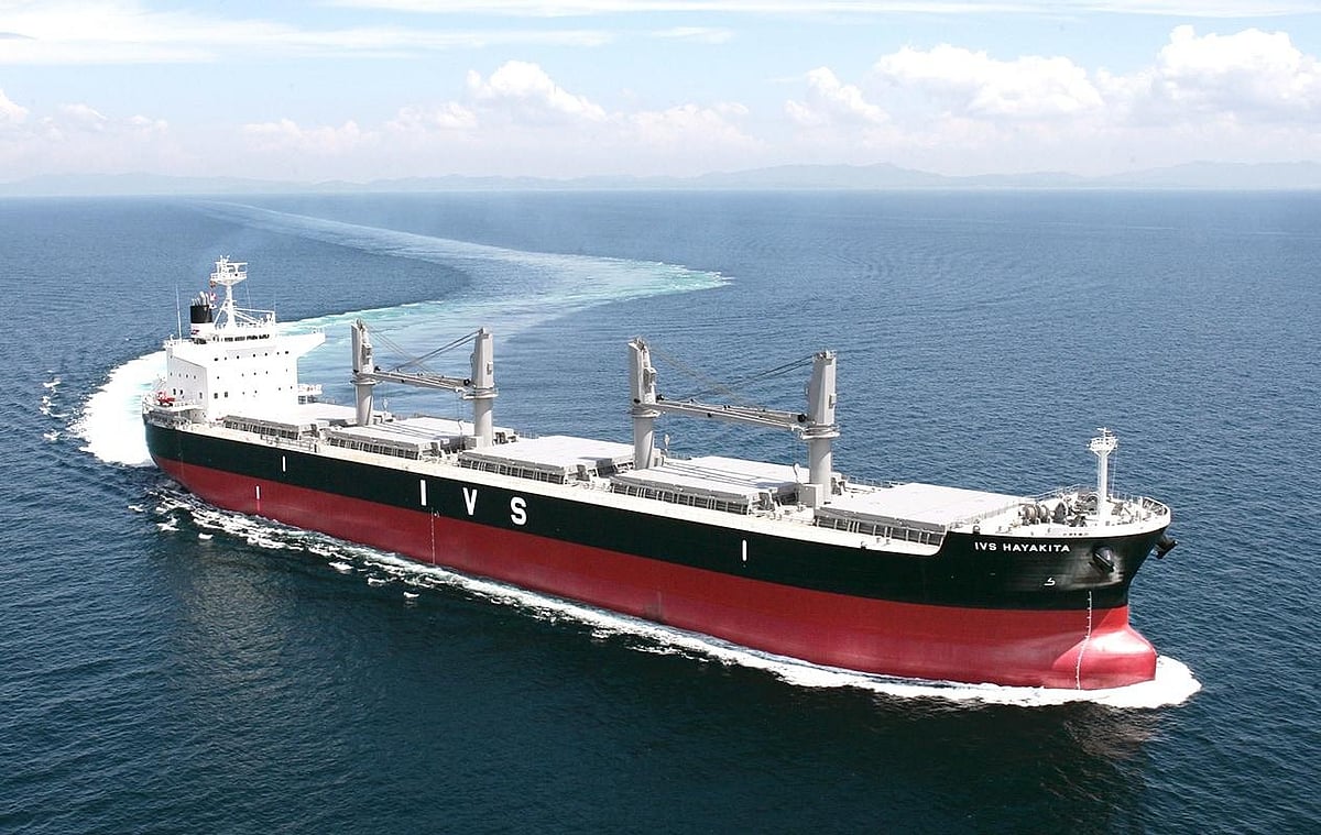 Mitsui E S Delivers Bulk Carrier