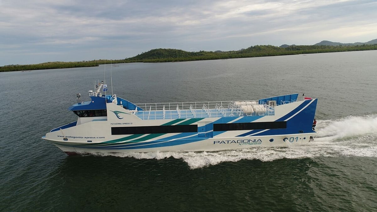 Batam-built passenger ferry heads to Bali