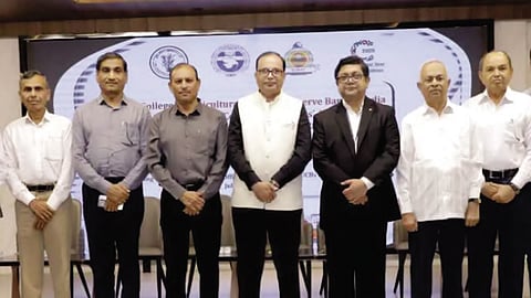 वराछा को-ऑपरेटिव्ह बँकेत जागतिक सहकार दिन उत्साहात