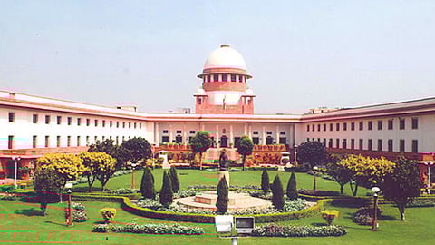 बँक खात्यासाठी आधार कार्डची आवश्यकता सर्वोच्च न्यायालयाकडून रद्द