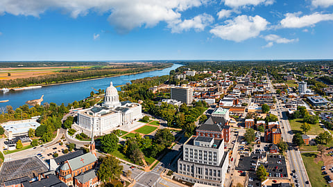 Photo of Jefferson City, Mo., BankNews.com