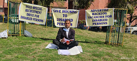 Visually impaired lawyer sits on dharna outside Jammu and Kashmir