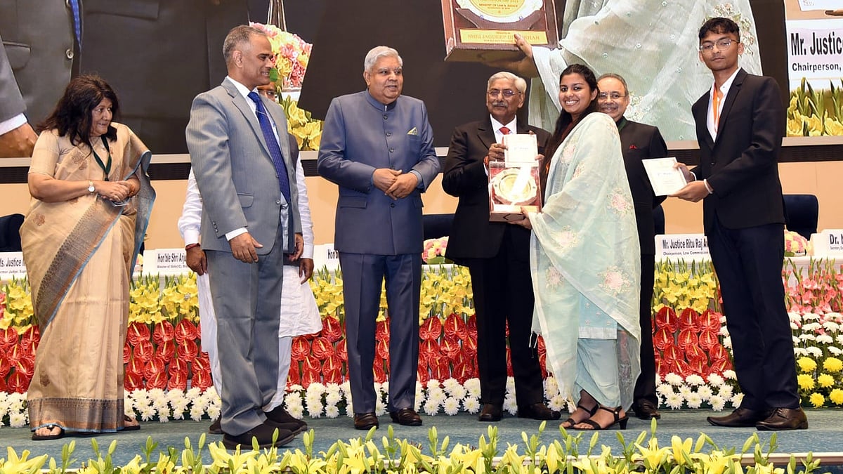 Tejaswini Satheesh and Pratham Pedaparthi from IIULER won the second prize