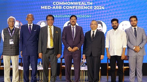 (From left to right: Santhana Krishnan, Dr. Peter D. Maynard KC, Justice A.H.M.D. Nawaz, Justice
Bhushan Ramkrishna Gavai, Chief Justice Alok Aradhe, Anumula Revanth Reddy, Tariq Khan