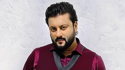  Anubhav Mohanty