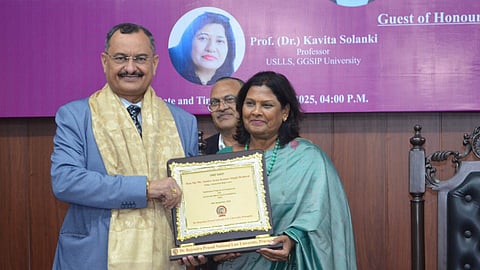 Justice Arun Kumar Singh Deshwal (L) and RPNLU Vice Chancellor Prof Usha Tandon (R) at the event
