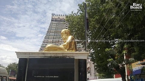 Periyar statue Srirangam temple