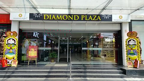 Diamond Plaza Mall, Kolkata 