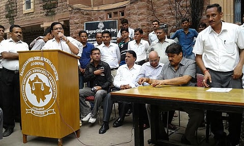 [Update] Rajasthan lawyer’s strike intensifies as Adv General NM Lodha, AAG’s resign en masse; Supreme Court to hear matter on Sept 17