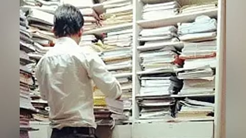 Court Managers, files

