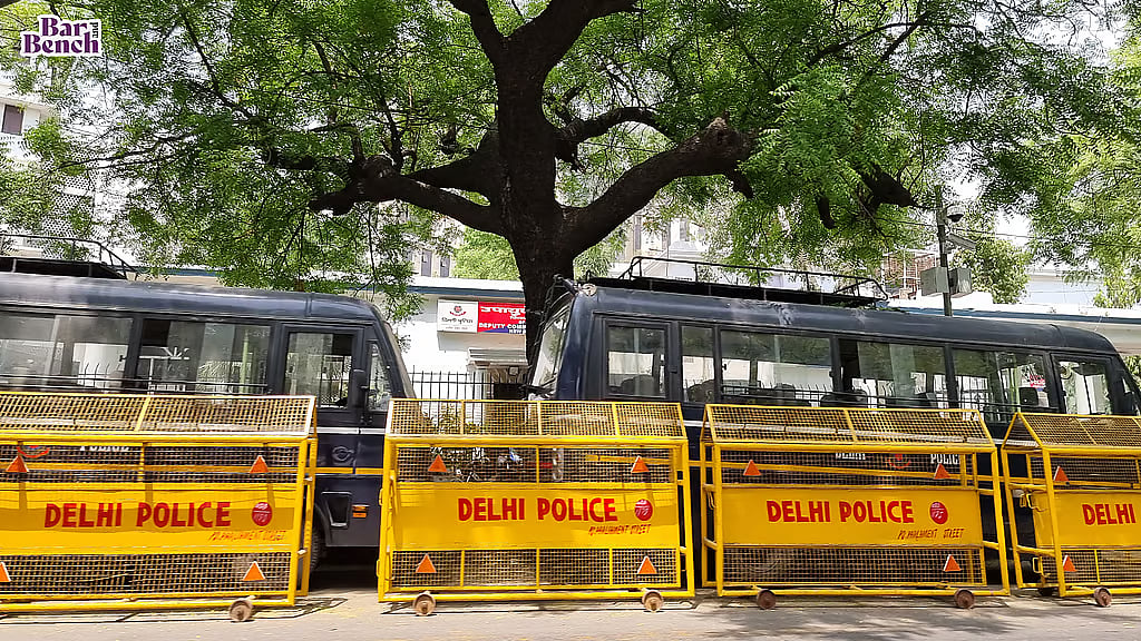 Delhi protests: Supreme Court declines to entertain challenge to ...