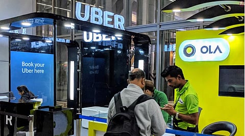 ತಮ್ಮ ಆ್ಯಪ್‌ಗಳಲ್ಲಿ ವೈಶಿಷ್ಟ್ಯಗಳನ್ನು ಸೇರಿಸುವಂತೆ ಓಲಾ ಉಬರ್‌ಗಳಿಗೆ ಆದೇಶಿಸಲಾಗದು: ಬಾಂಬೆ ಹೈಕೋರ್ಟ್ [ಚುಟುಕು]