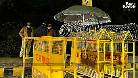 ದೆಹಲಿ ಗಲಭೆ ಪ್ರಕರಣ: ಪೊಲೀಸರು ತಮಗೆ ಬೇಕಾದಂತೆ ಆಯ್ಕೆ ಮಾಡಿಕೊಂಡು ತನಿಖೆ ನಡೆಸುವ ಬಗ್ಗೆ ಹೈಕೋರ್ಟ್ ಅಸಮಾಧಾನ